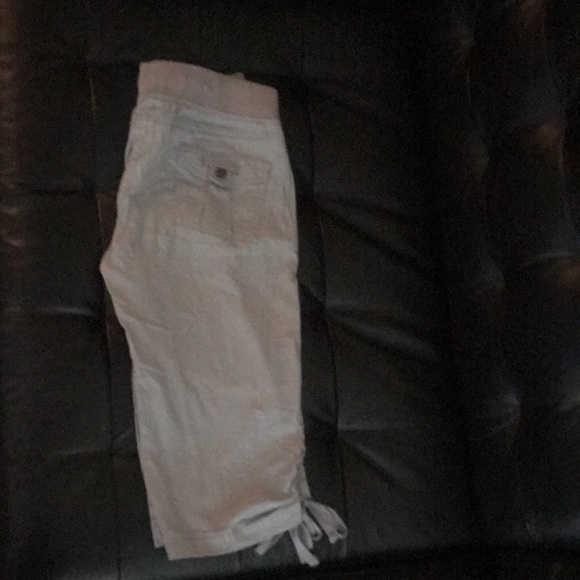 Capri pants - Picture 2 of 2